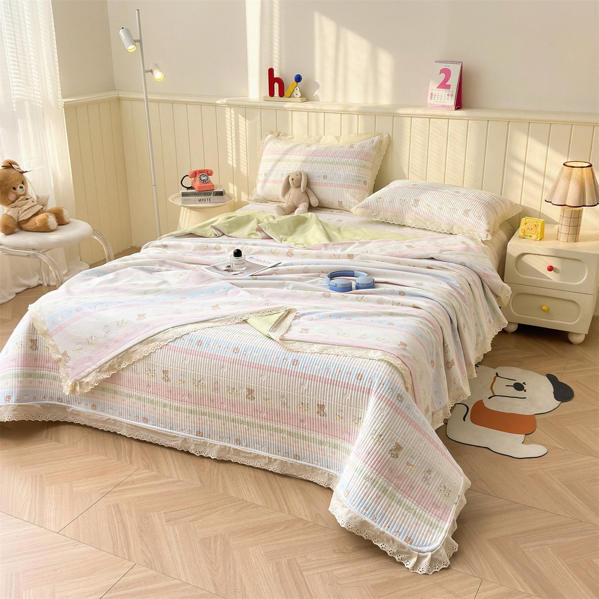 91家纺网 家纺一手货源 找家纺 雯豆家纺 2026春夏新款A类凉感花边床盖三件套 花边床盖-熊趣小窝