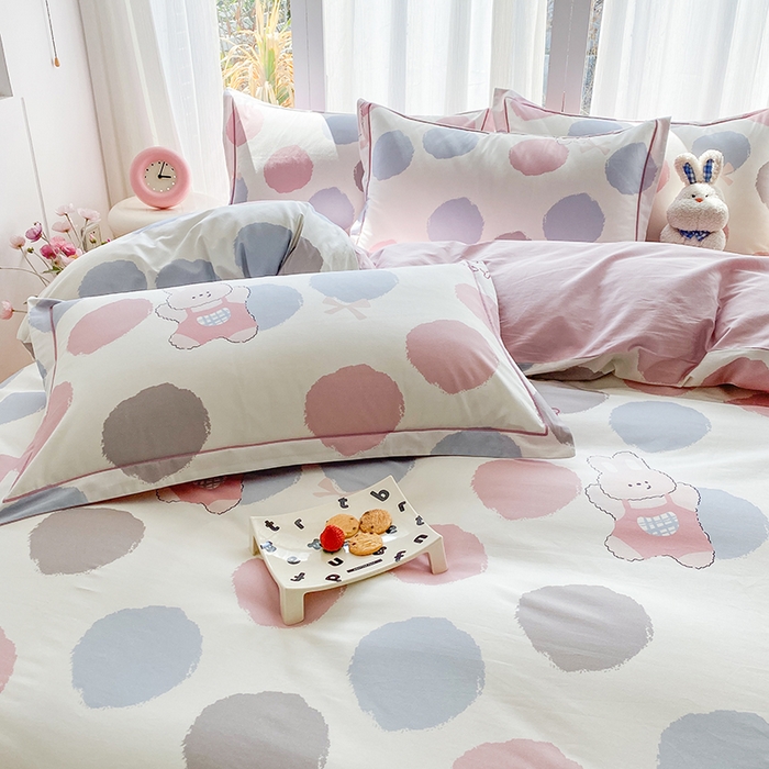 91家纺网 家纺一手货源 找家纺 眷恋家纺 2026新款全棉春夏铂金棉13376数码印花四件套 圆点精灵-粉