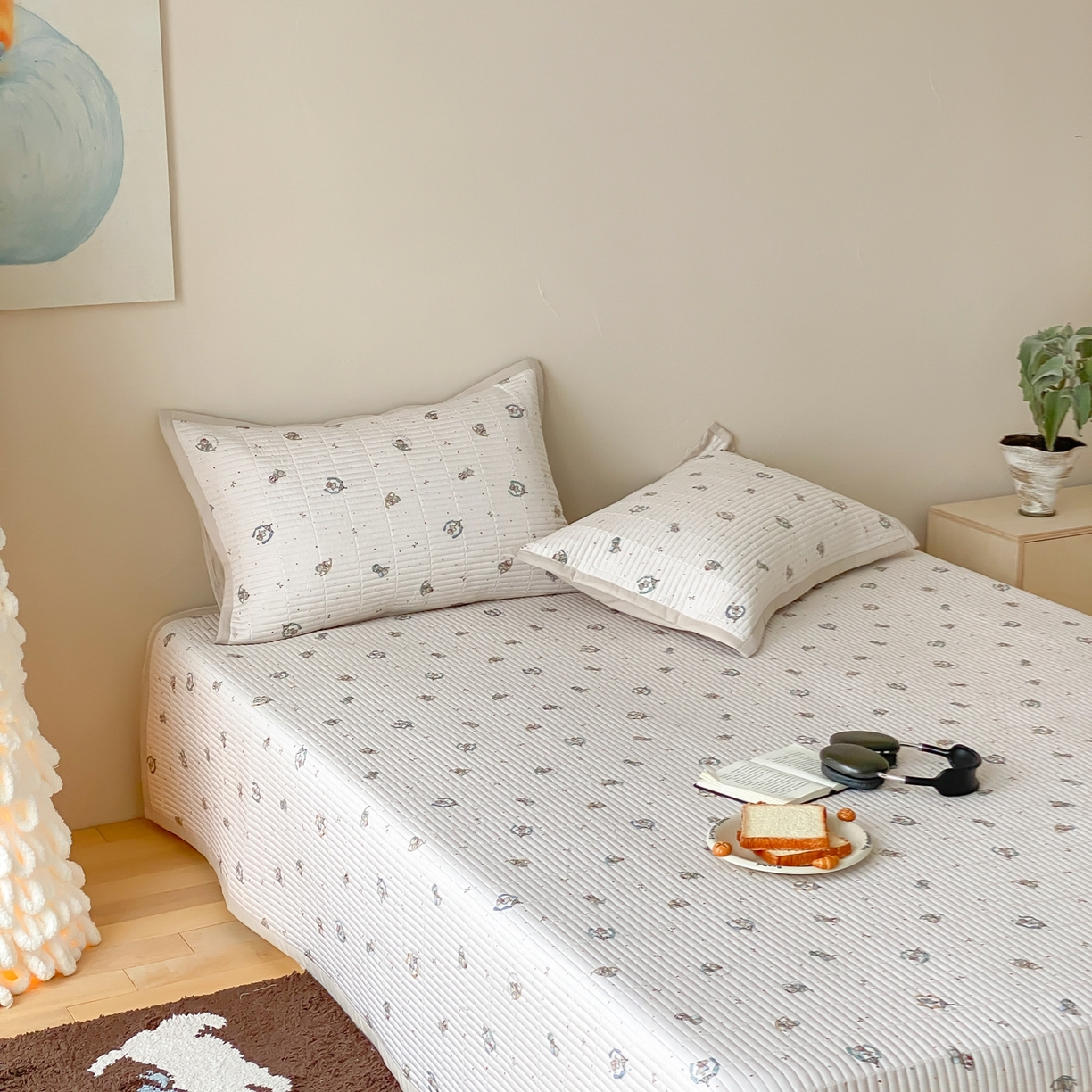 91家纺网 家纺一手货源 找家纺 黛舒家居 2026年春夏款纱洗莫代尔夹棉单床单床单单件床单三件套 米象小园