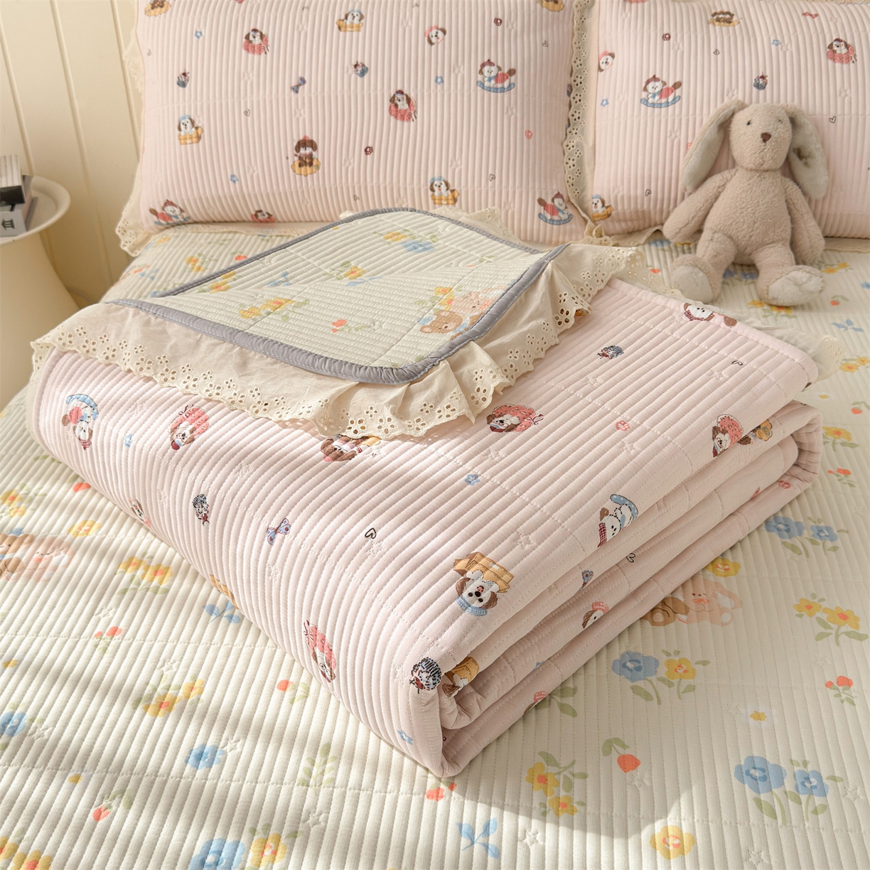 雯豆家纺 2026春夏新款A类凉感花边床盖三件套 花边床盖-修勾木马（粉）