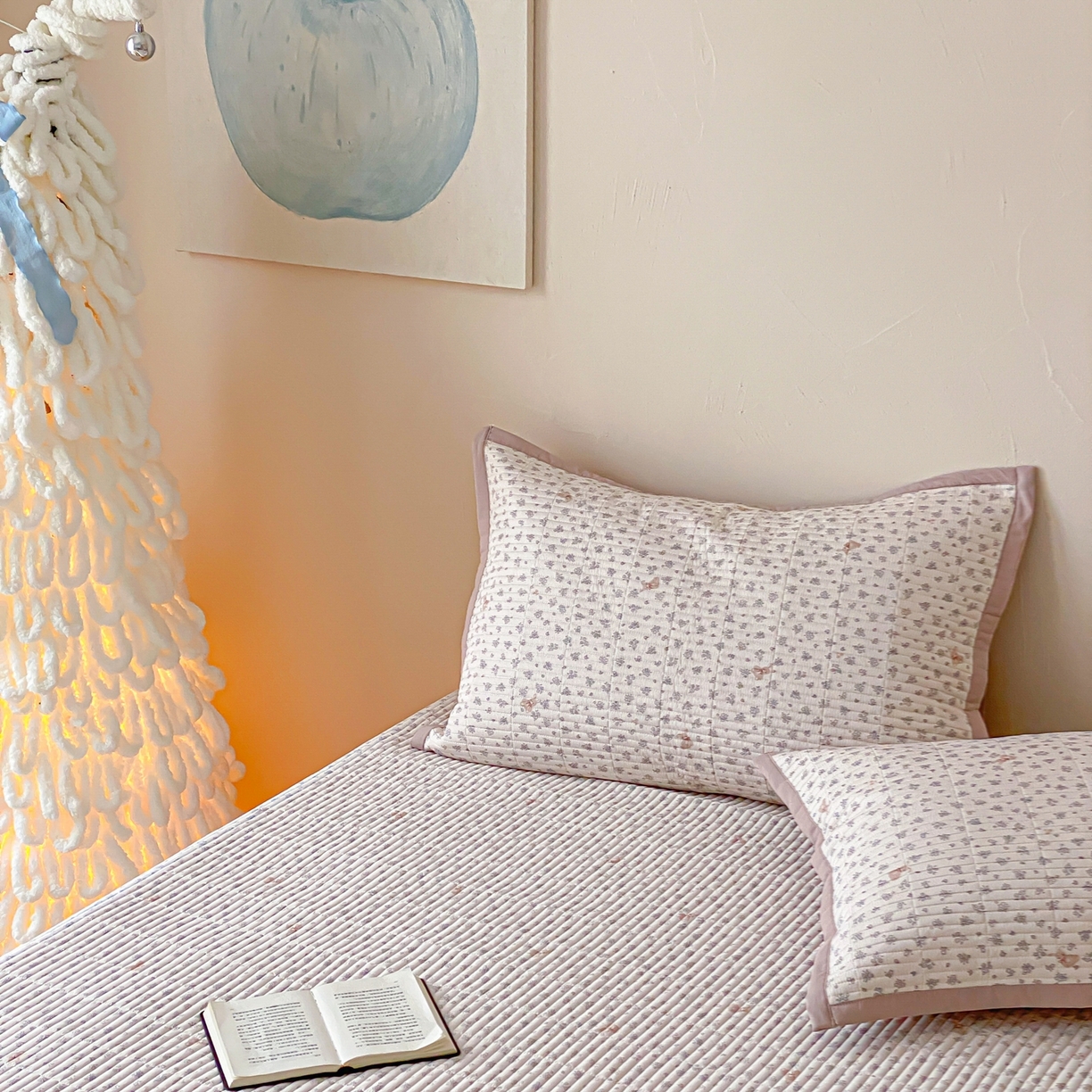 91家纺网 家纺一手货源 找家纺 黛舒家居 2026年春夏款纱洗莫代尔夹棉单床单床单单件床单三件套 奶咖小兔