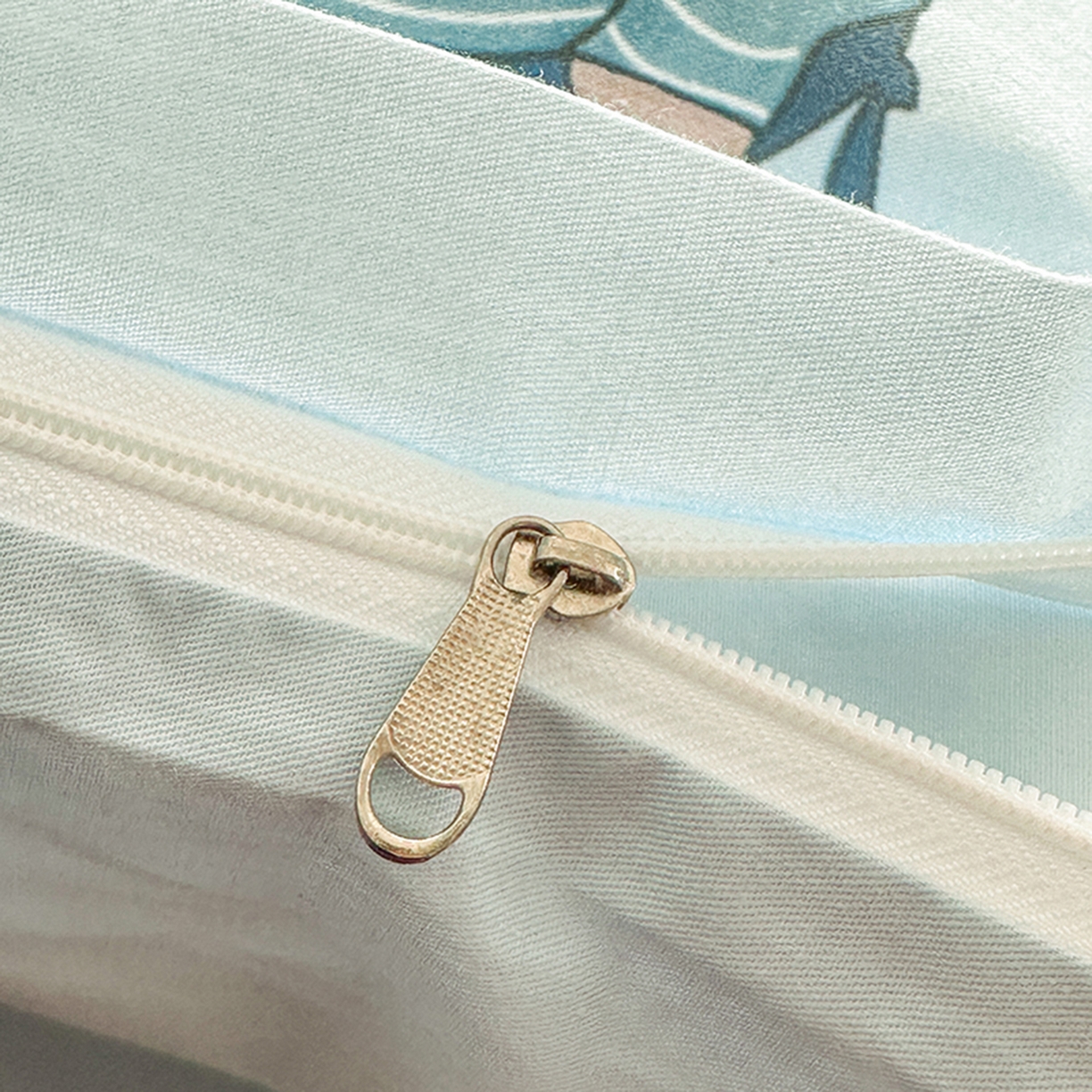 91家纺网 家纺一手货源 找家纺 眷恋家纺 2026新款全棉春夏铂金棉13376数码印花四件套 圆梦青春-兰