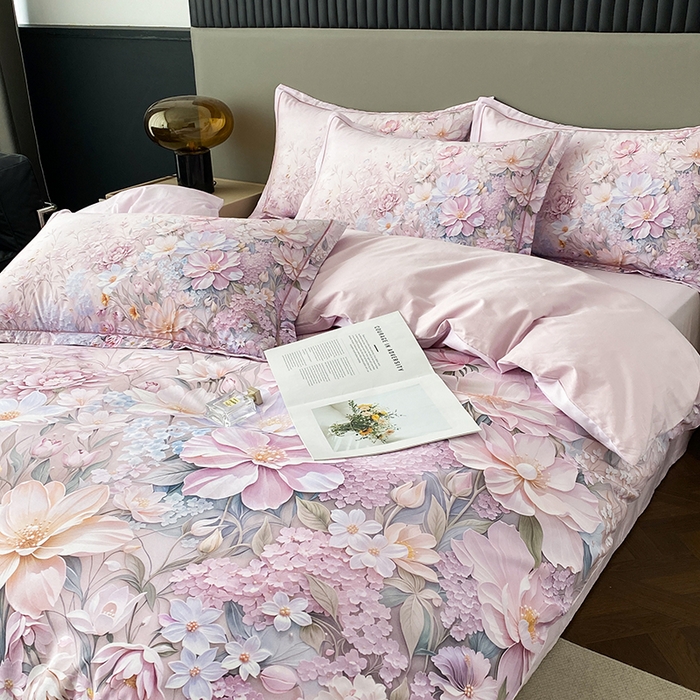 91家纺网 家纺一手货源 找家纺 眷恋家纺 2026新款全棉春夏铂金棉13376数码印花四件套 月光独白-粉