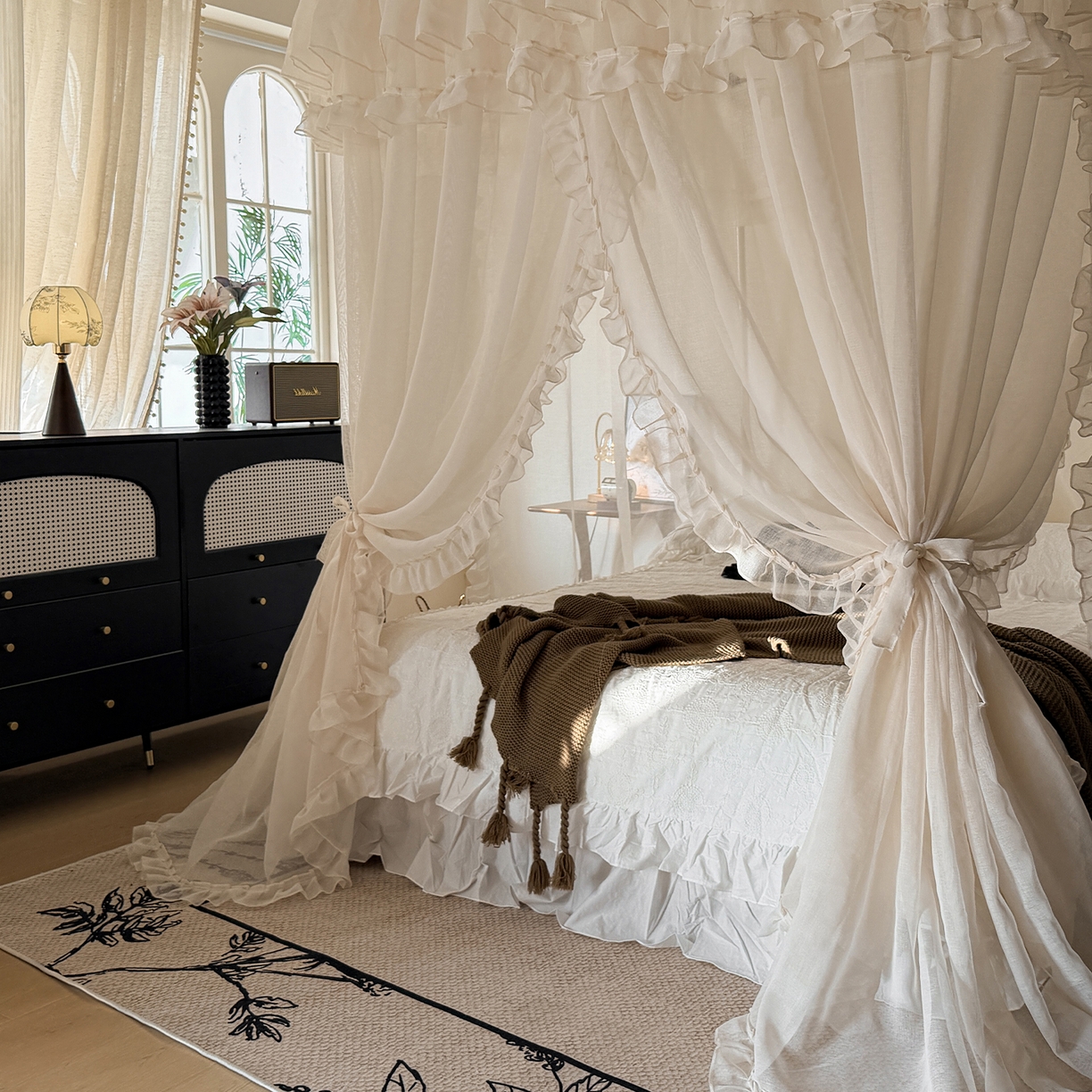 91家纺网 家纺一手货源 找家纺 都市缘蚊帐 2026年新款3303多丽棉纱纯色款轨道蚊帐1.5m 1.8m 麦芽杏-场景1