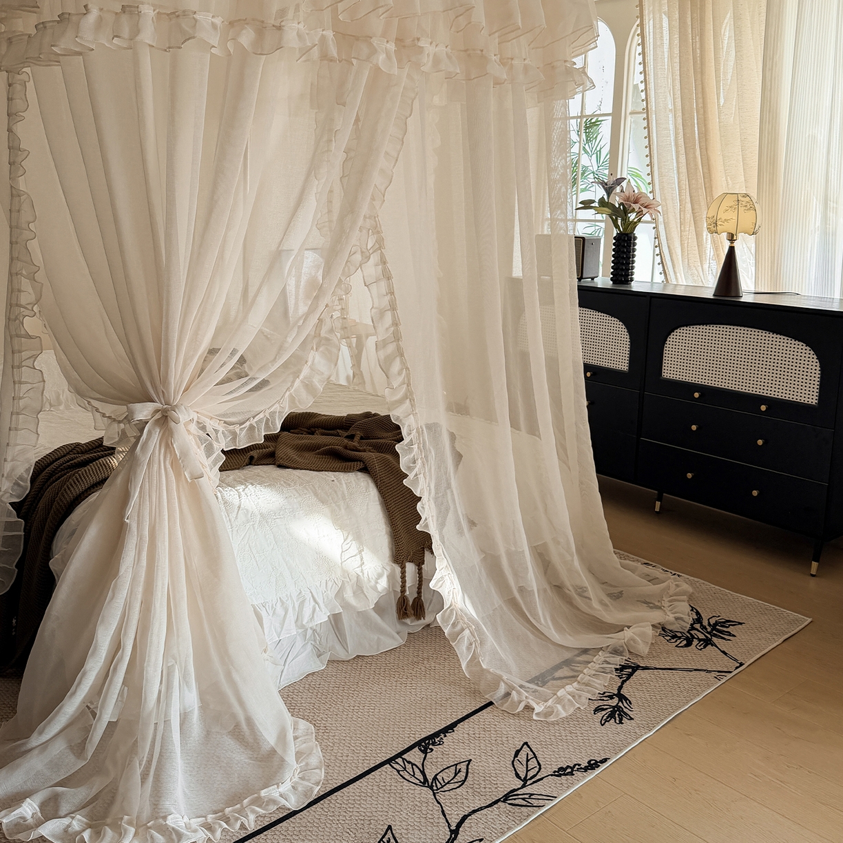 91家纺网 家纺一手货源 找家纺 都市缘蚊帐 2026年新款3303多丽棉纱纯色款轨道蚊帐1.5m 1.8m 麦芽杏-场景1