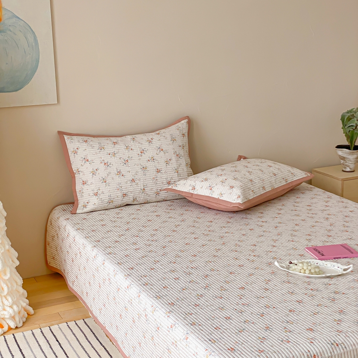 91家纺网 家纺一手货源 找家纺 黛舒家居 2026年春夏款纱洗莫代尔夹棉单床单床单单件床单三件套 晴桔花漾