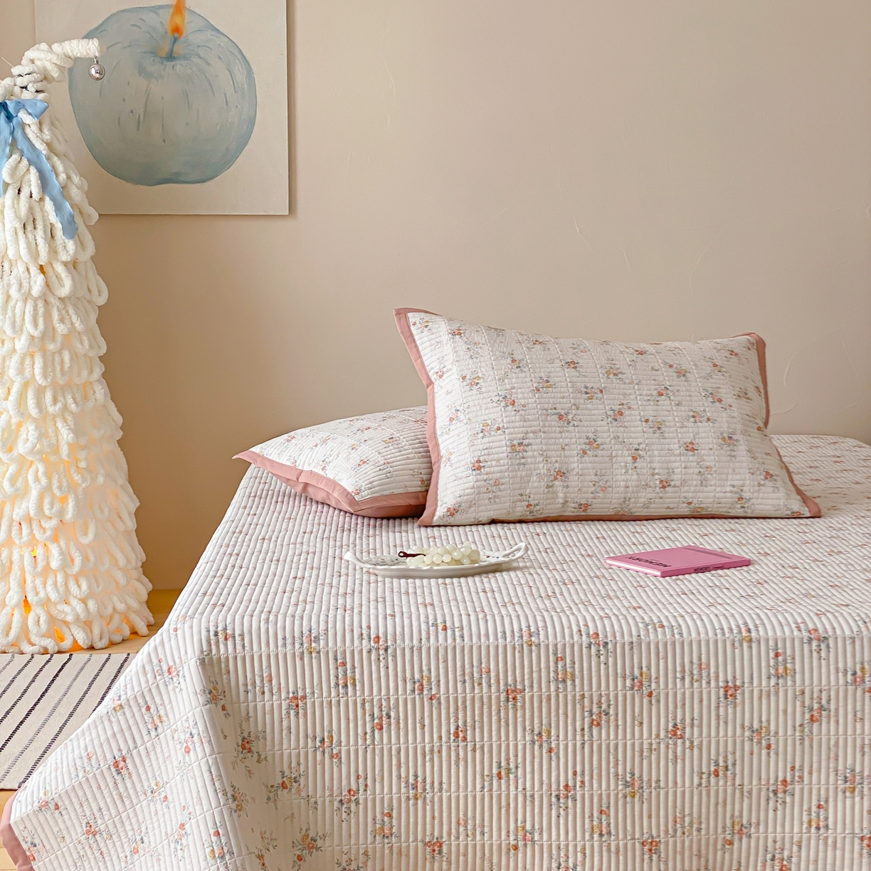 91家纺网 家纺一手货源 找家纺 黛舒家居 2026年春夏款纱洗莫代尔夹棉单床单床单单件床单三件套 晴桔花漾