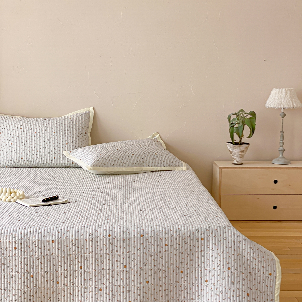 91家纺网 家纺一手货源 找家纺 黛舒家居 2026年春夏款纱洗莫代尔夹棉单床单床单单件床单三件套 鲜橙漫夏