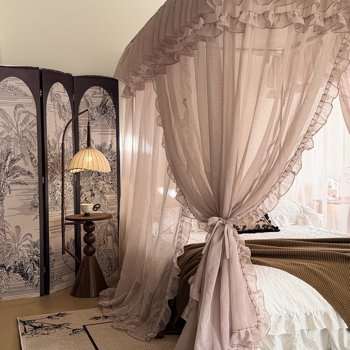 91家纺网 家纺一手货源 找家纺 都市缘蚊帐 2026年新款3303多丽棉纱纯色款轨道蚊帐1.5m 1.8m 摩卡