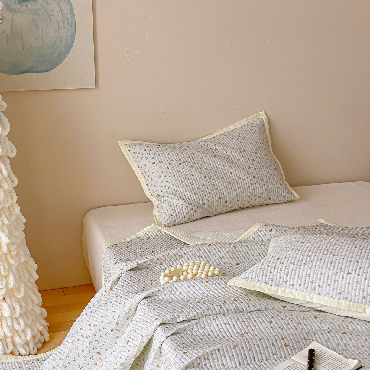 91家纺网 家纺一手货源 找家纺 黛舒家居 2026年春夏款纱洗莫代尔夹棉单床单床单单件床单三件套 鲜橙漫夏