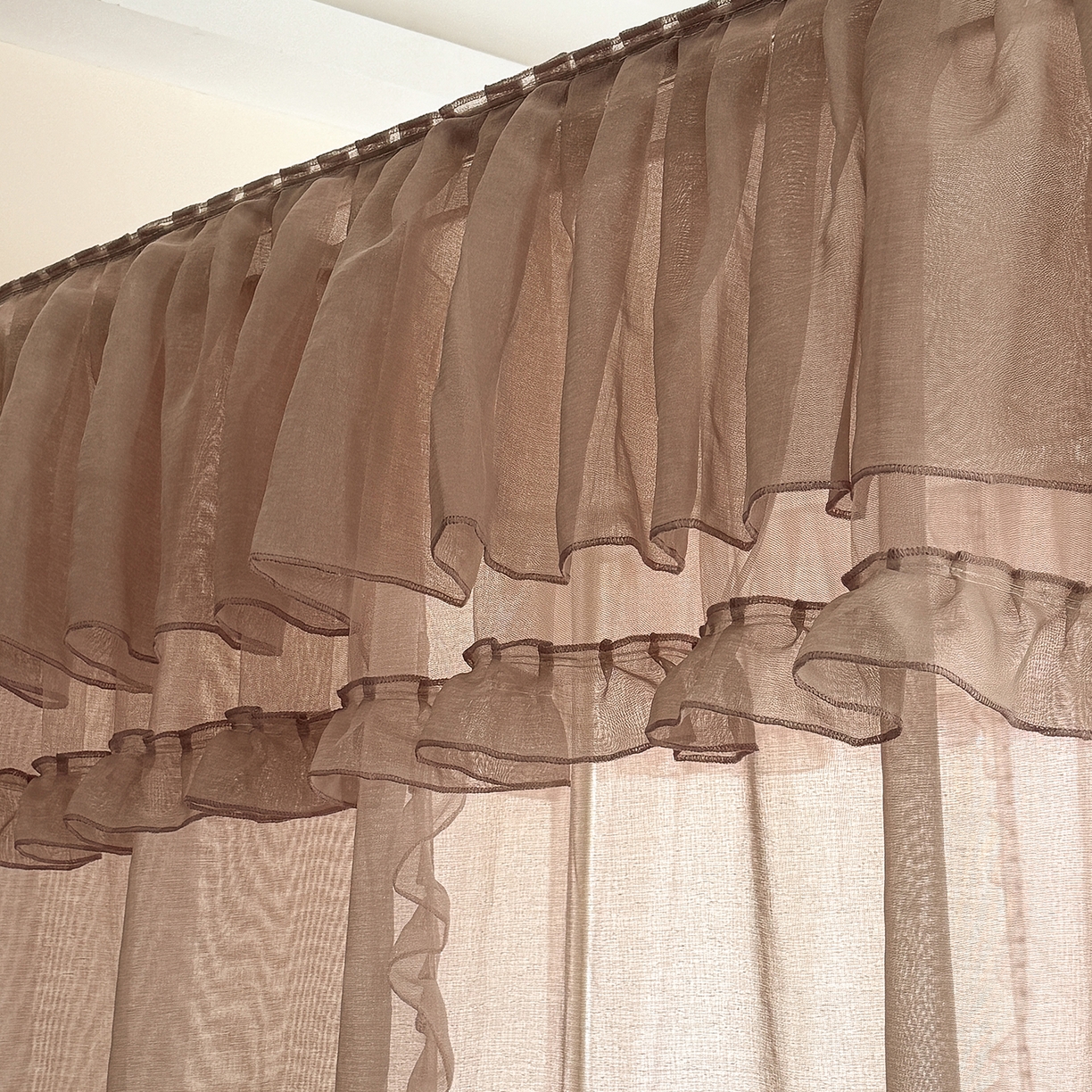 91家纺网 家纺一手货源 找家纺 都市缘蚊帐 2026年新款3303多丽棉纱纯色款轨道蚊帐1.5m 1.8m 摩卡