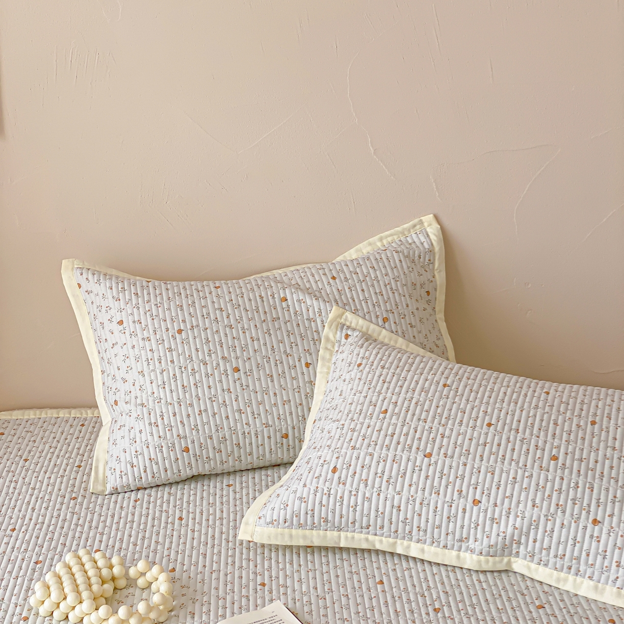 91家纺网 家纺一手货源 找家纺 黛舒家居 2026年春夏款纱洗莫代尔夹棉单床单床单单件床单三件套 鲜橙漫夏