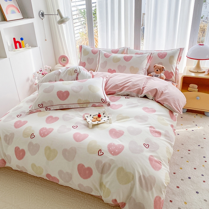 91家纺网 家纺一手货源 找家纺 眷恋家纺 2026新款全棉春夏铂金棉13376数码印花四件套 钟意你-粉