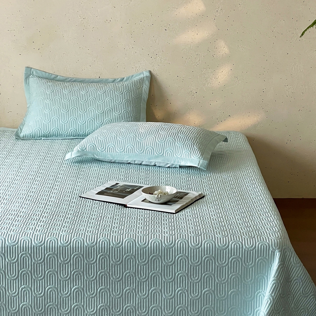 91家纺网 家纺一手货源 找家纺 傲蕾良品 2026新款韩国高量子冰丝床盖款软凉席 清水绿