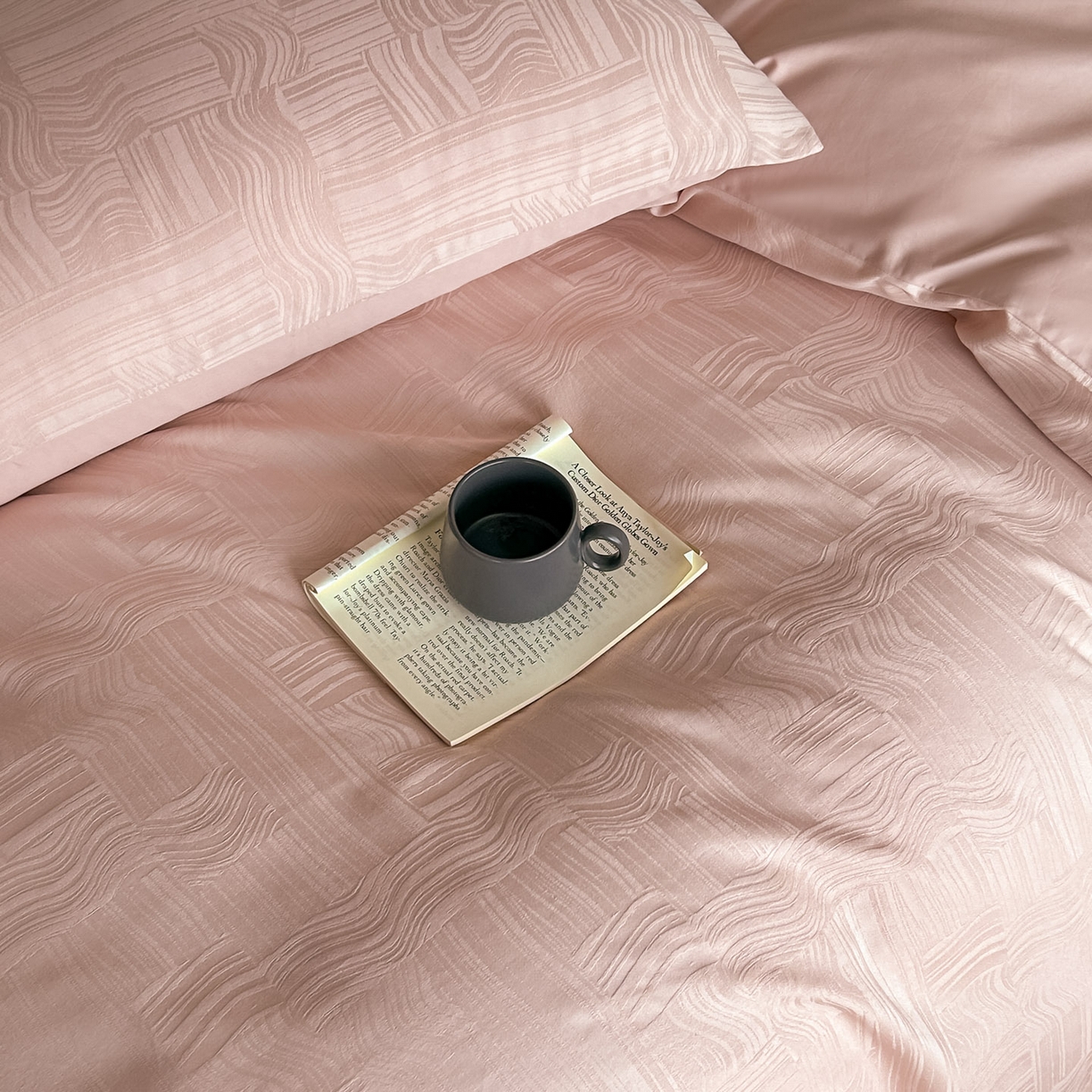 91家纺网 家纺一手货源 找家纺 （总）曼之夏 2026新款60支全棉水洗浮雕提花四件套