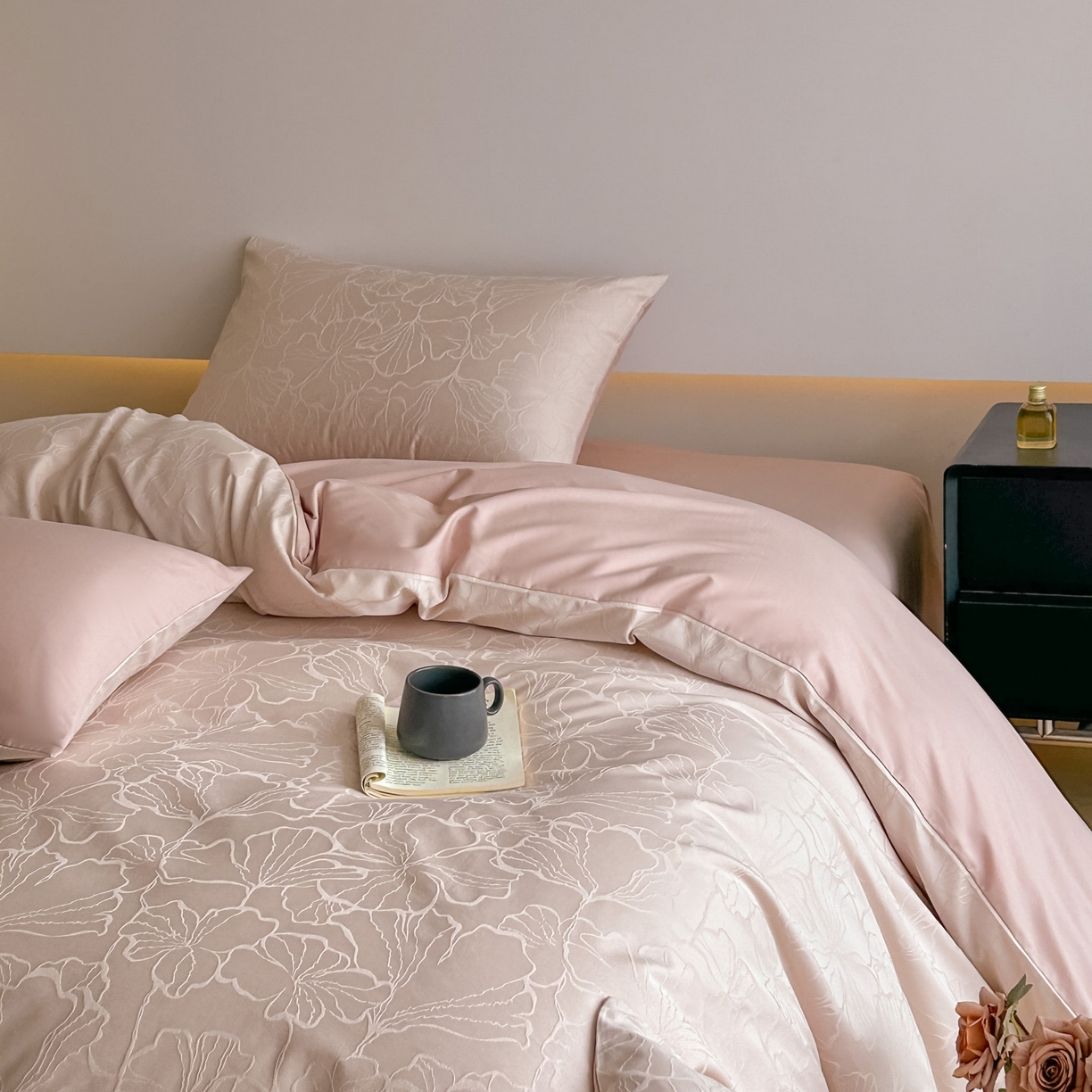 91家纺网 家纺一手货源 找家纺 曼之夏 2026新款60支全棉水洗浮雕提花四件套 山涧雾-卡其粉