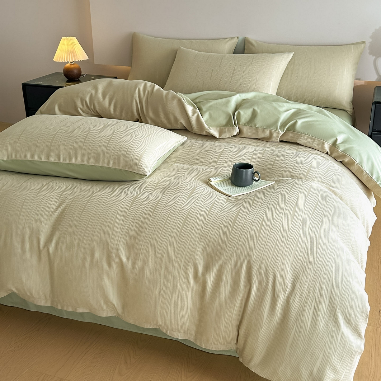 91家纺网 家纺一手货源 找家纺 曼之夏 2026新款60支全棉水洗浮雕提花四件套 佐冉-浅茶色