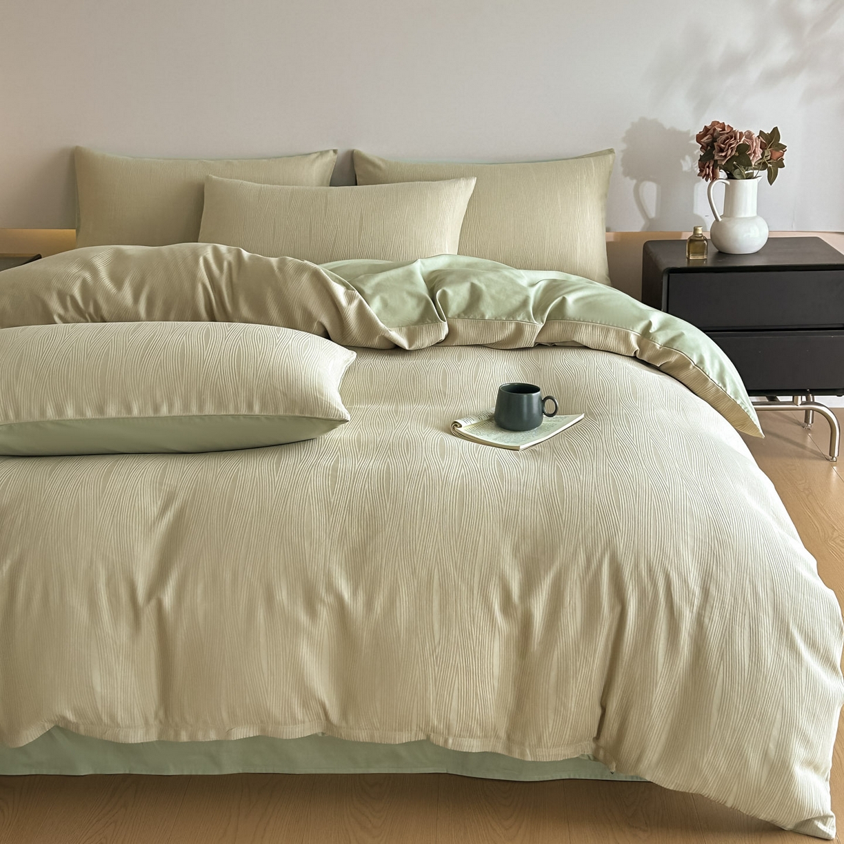 91家纺网 家纺一手货源 找家纺 曼之夏 2026新款60支全棉水洗浮雕提花四件套 佐冉-浅茶色