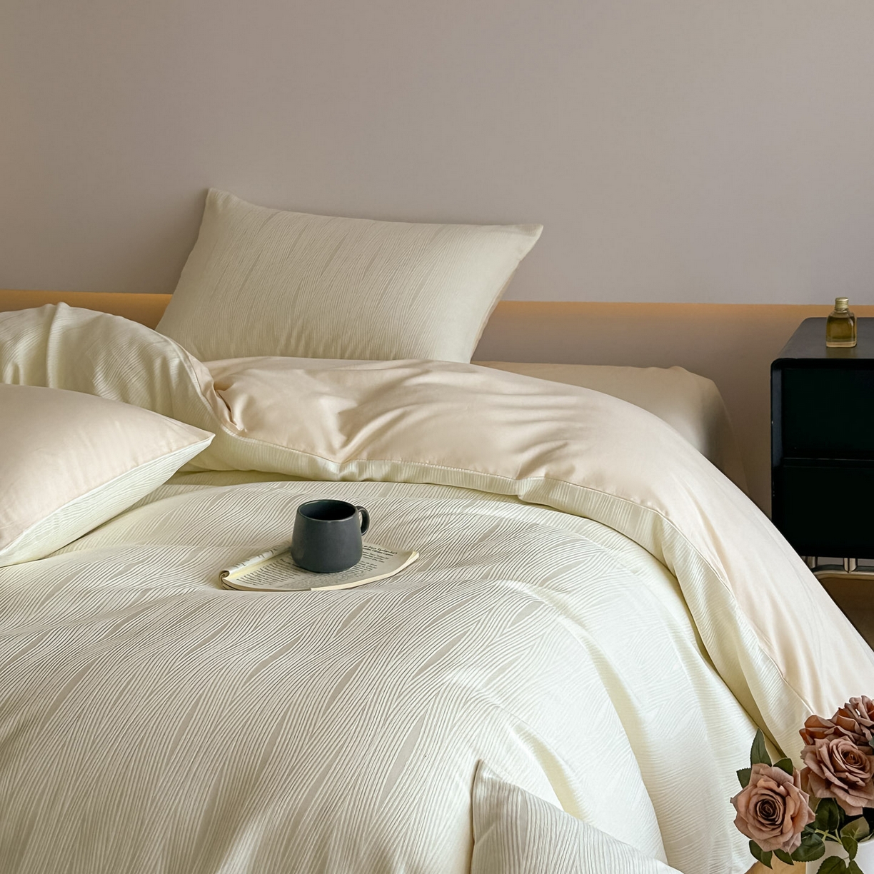 91家纺网 家纺一手货源 找家纺 曼之夏 2026新款60支全棉水洗浮雕提花四件套 佐冉-米白