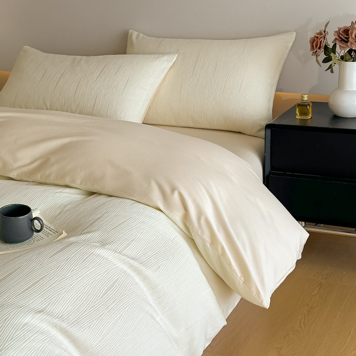 91家纺网 家纺一手货源 找家纺 曼之夏 2026新款60支全棉水洗浮雕提花四件套 佐冉-米白