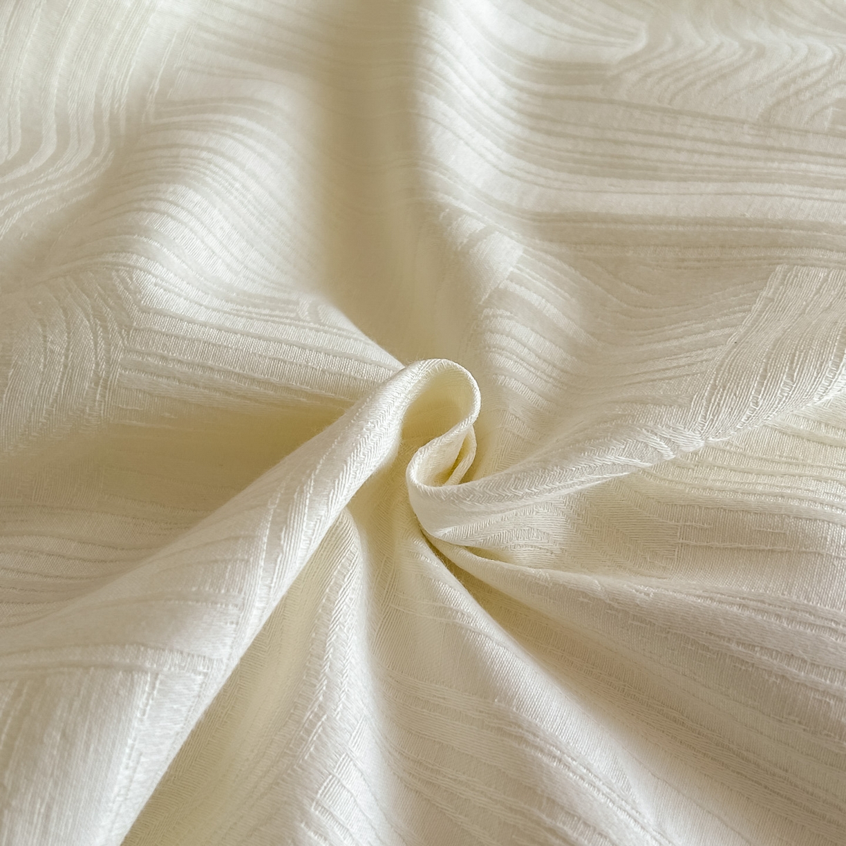 91家纺网 家纺一手货源 找家纺 曼之夏 2026新款60支全棉水洗浮雕提花四件套 幻纤影-米白