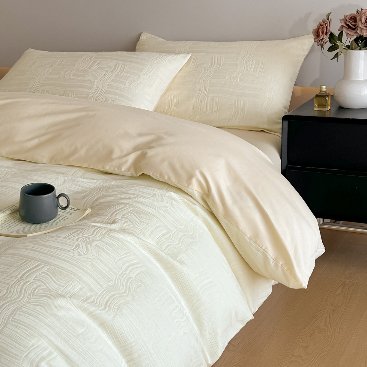 91家纺网 家纺一手货源 找家纺 曼之夏 2026新款60支全棉水洗浮雕提花四件套 幻纤影-米白