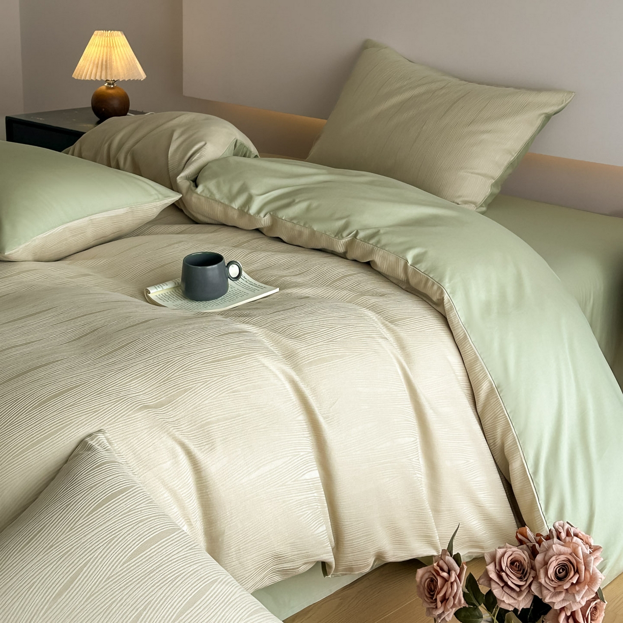 91家纺网 家纺一手货源 找家纺 曼之夏 2026新款60支全棉水洗浮雕提花四件套 佐冉-浅茶色