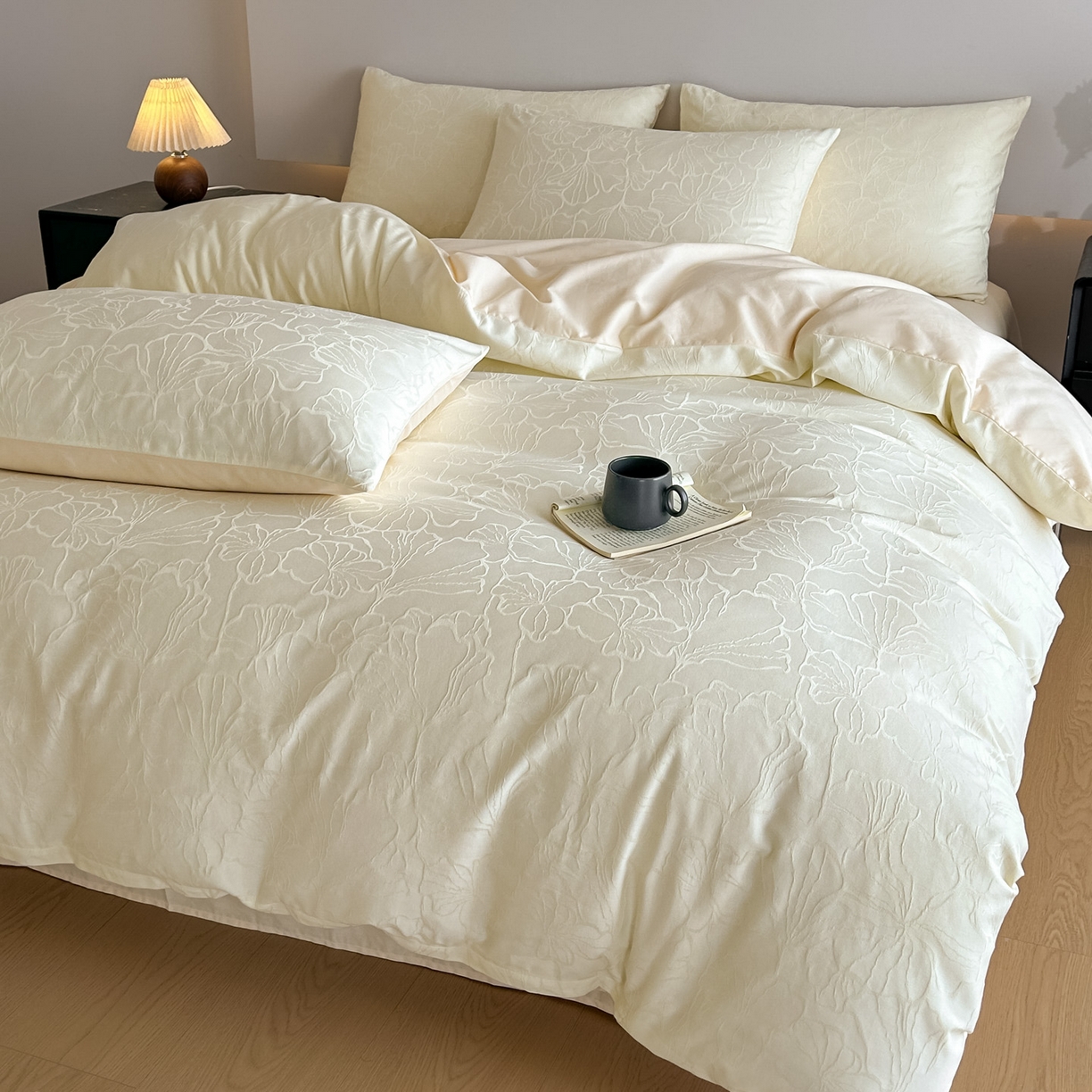 91家纺网 家纺一手货源 找家纺 曼之夏 2026新款60支全棉水洗浮雕提花四件套 山涧雾-米白