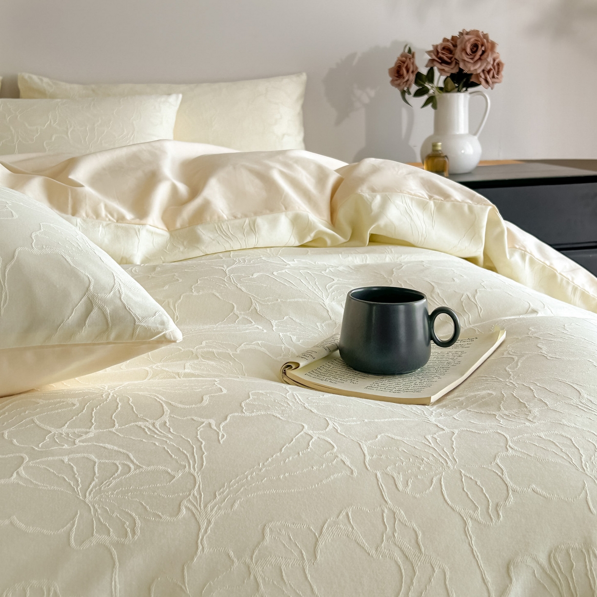 91家纺网 家纺一手货源 找家纺 曼之夏 2026新款60支全棉水洗浮雕提花四件套 山涧雾-米白