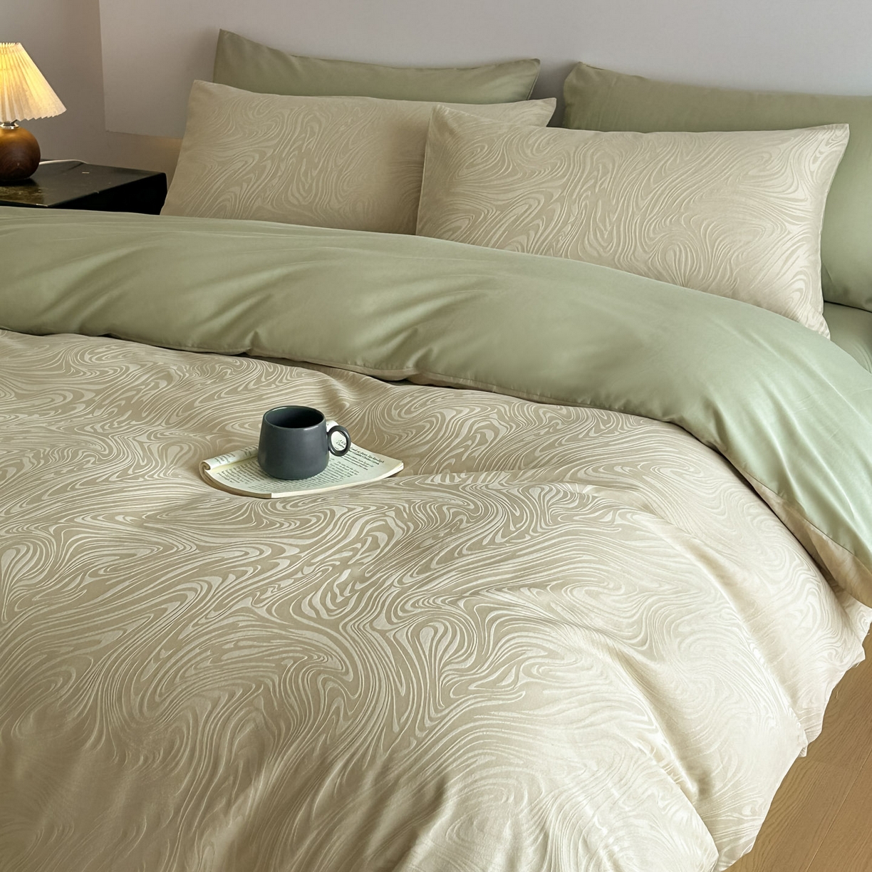 91家纺网 家纺一手货源 找家纺 曼之夏 2026新款60支全棉水洗浮雕提花四件套 凯迪娜-浅茶色