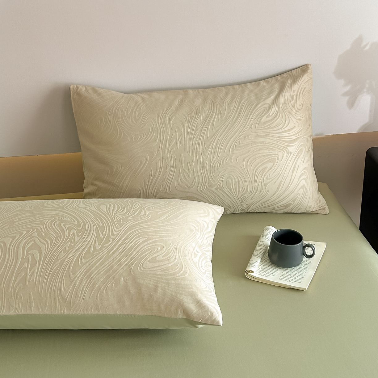 91家纺网 家纺一手货源 找家纺 曼之夏 2026新款60支全棉水洗浮雕提花四件套 凯迪娜-浅茶色