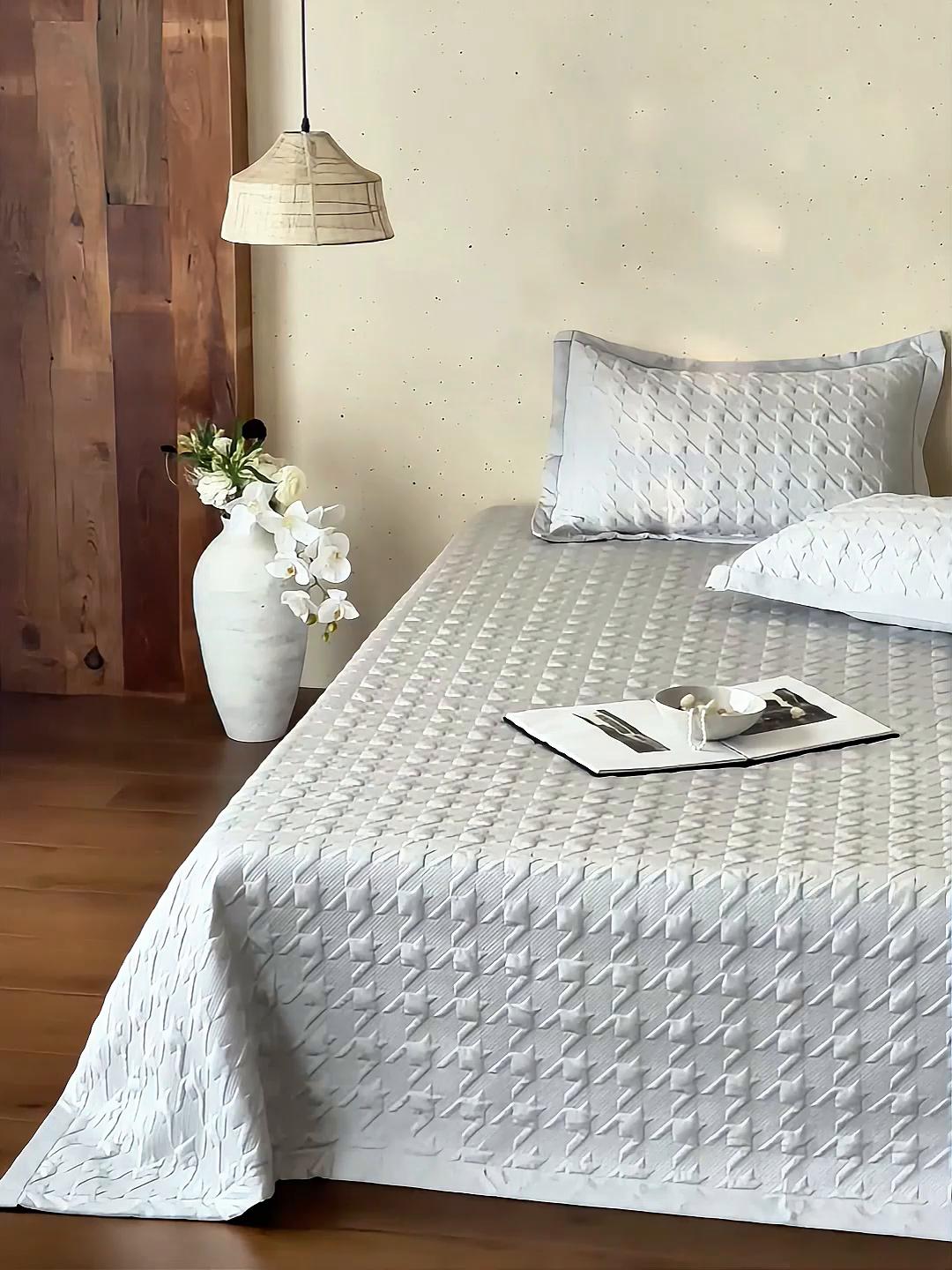 91家纺网 家纺一手货源 找家纺 傲蕾良品 2026新款韩国高量子冰丝床盖款软凉席 银光灰