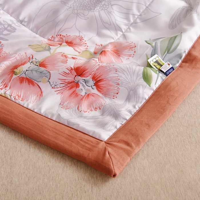 91家纺网 家纺一手货源 找家纺 美丽折家纺 2026新款乳胶被夏凉被空调被 蜜糖