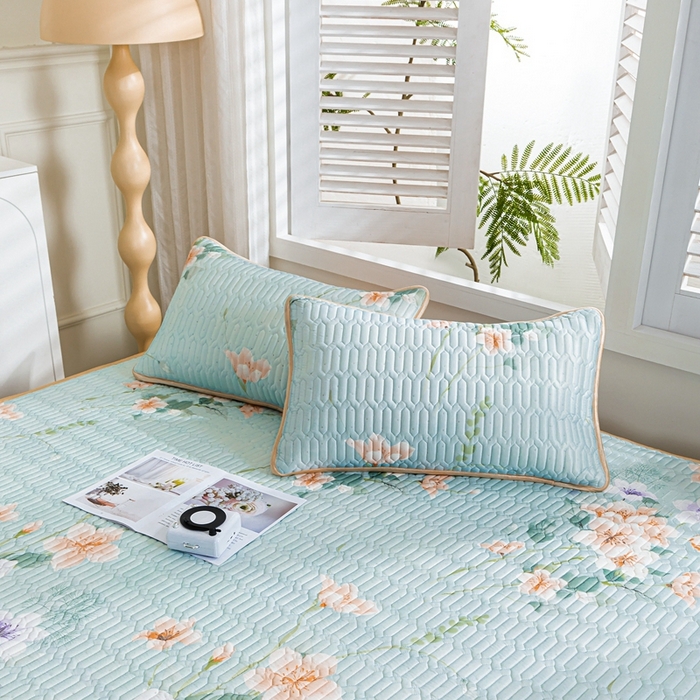 91家纺网 家纺一手货源 找家纺 （总）美丽折2026新品6mm厚天然乳胶凉席三件套 大版印花卡通乳胶凉席平铺款