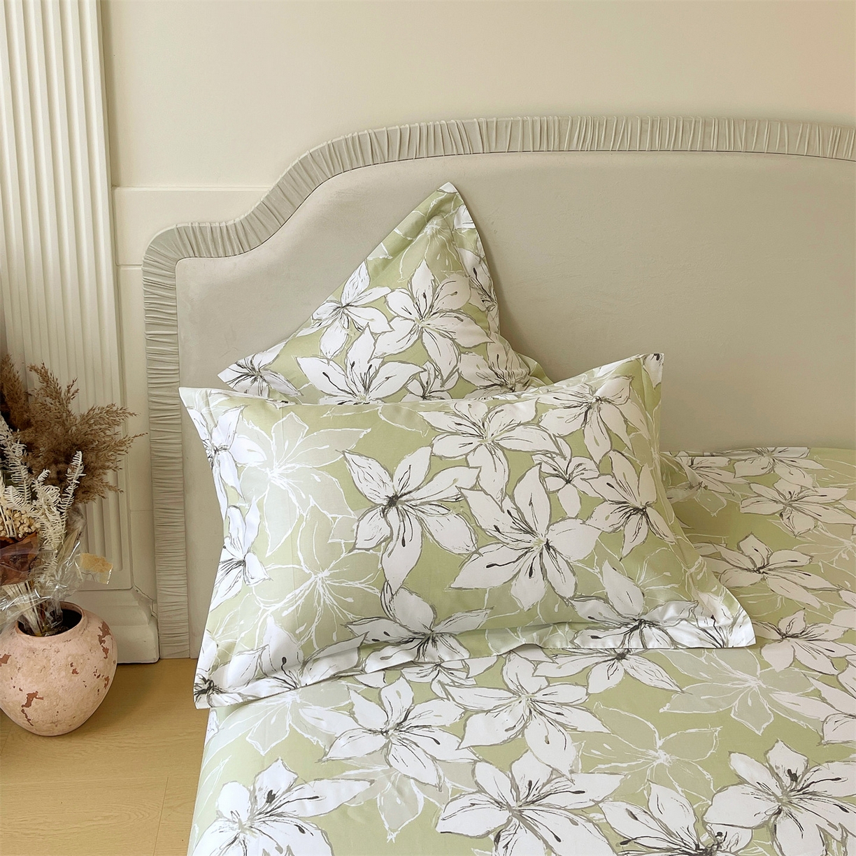 91家纺网 家纺一手货源 找家纺 宝齐莱家纺 2026新款全棉纯棉13372印花单枕套枕套单件 云间月