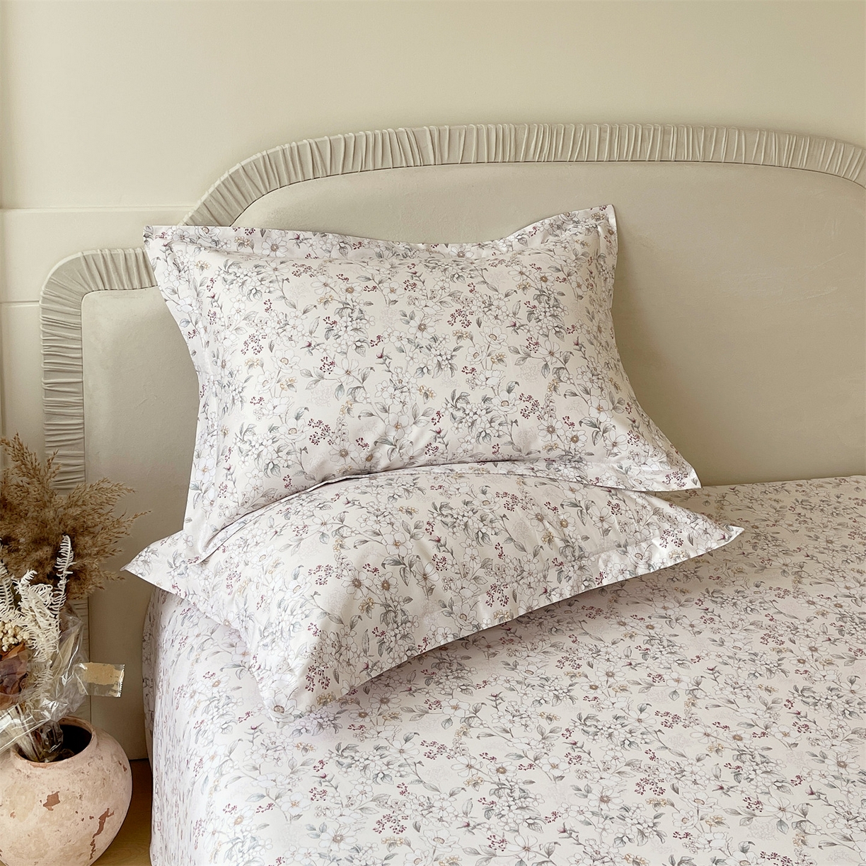 91家纺网 家纺一手货源 找家纺 宝齐莱家纺 2026新款全棉纯棉13372印花单枕套枕套单件 烟花间