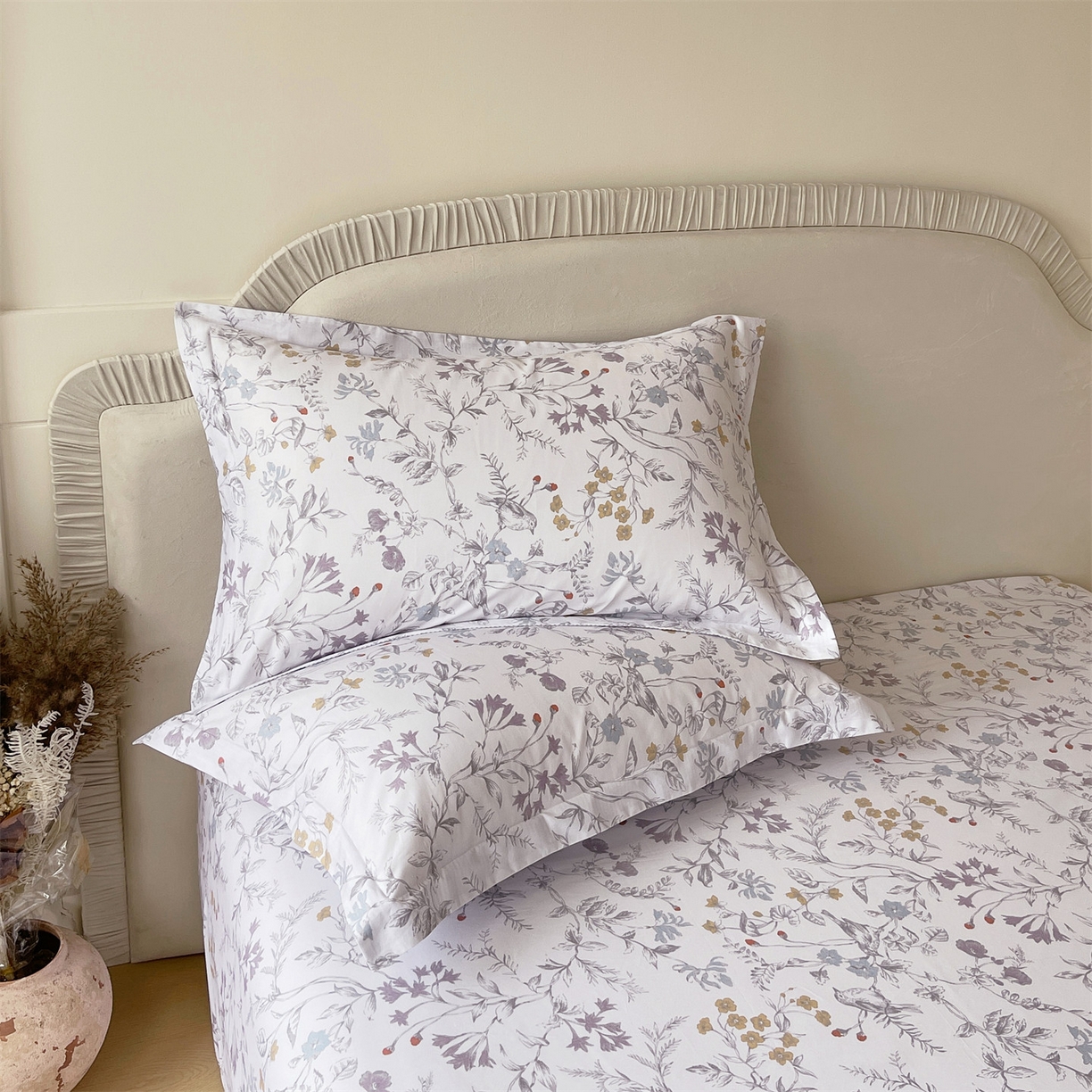 91家纺网 家纺一手货源 找家纺 宝齐莱家纺 2026新款全棉纯棉13372印花单枕套枕套单件 花解语