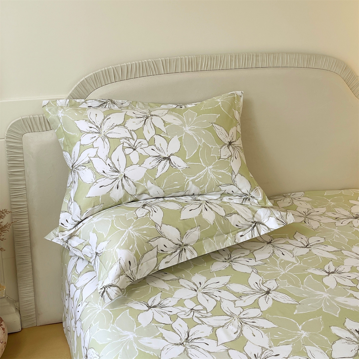 91家纺网 家纺一手货源 找家纺 宝齐莱家纺 2026新款全棉纯棉13372印花单枕套枕套单件 云间月