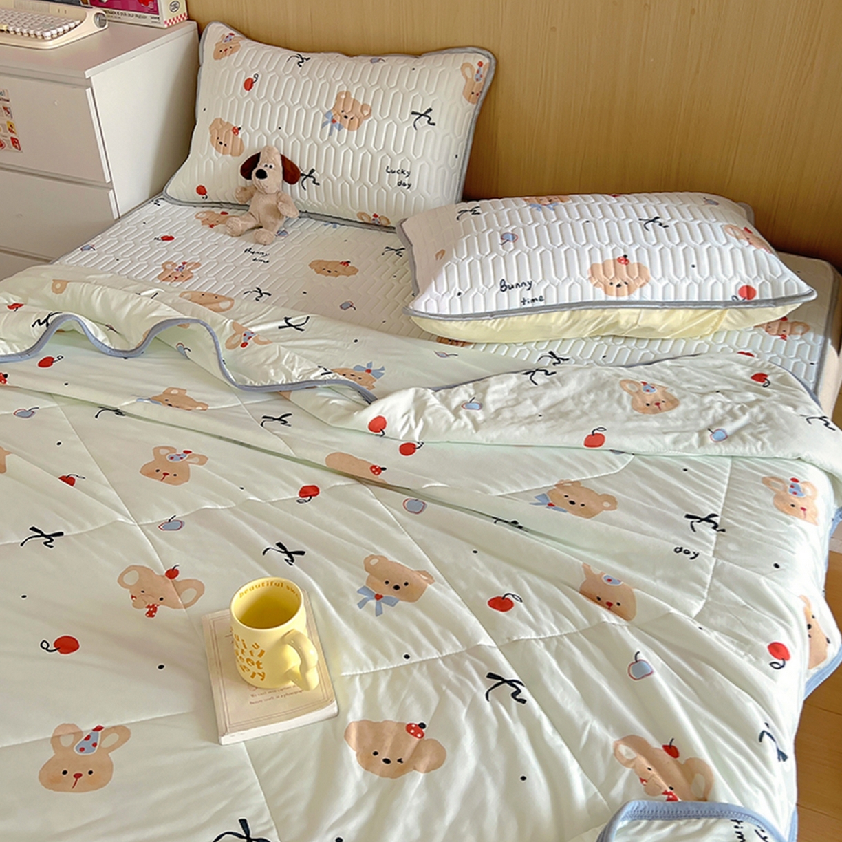 91家纺网 家纺一手货源 找家纺 （总）希诺家居 2026新款卡通小清新牛奶针织棉夏被空调被（花型独家专版）