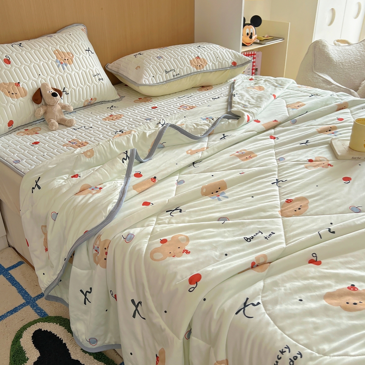 91家纺网 家纺一手货源 找家纺 （总）希诺家居 2026新款卡通小清新牛奶针织棉夏被空调被（花型独家专版）