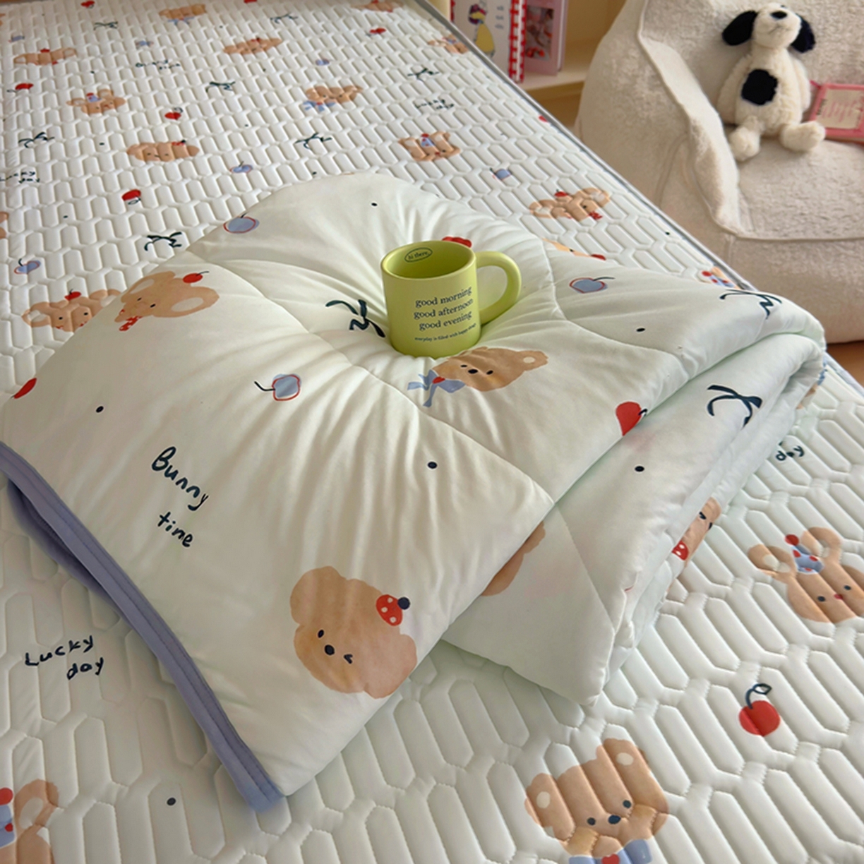 91家纺网 家纺一手货源 找家纺 （总）希诺家居 2026新款卡通小清新牛奶针织棉夏被空调被（花型独家专版）