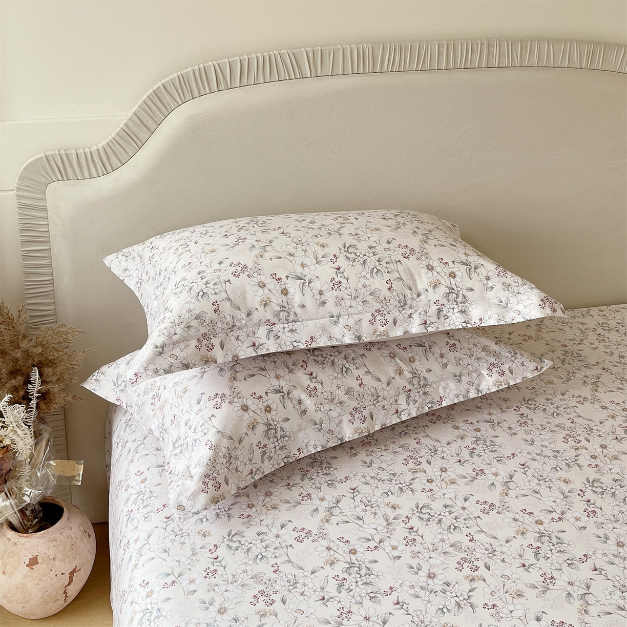 91家纺网 家纺一手货源 找家纺 宝齐莱家纺 2026新款全棉纯棉13372印花单枕套枕套单件 烟花间