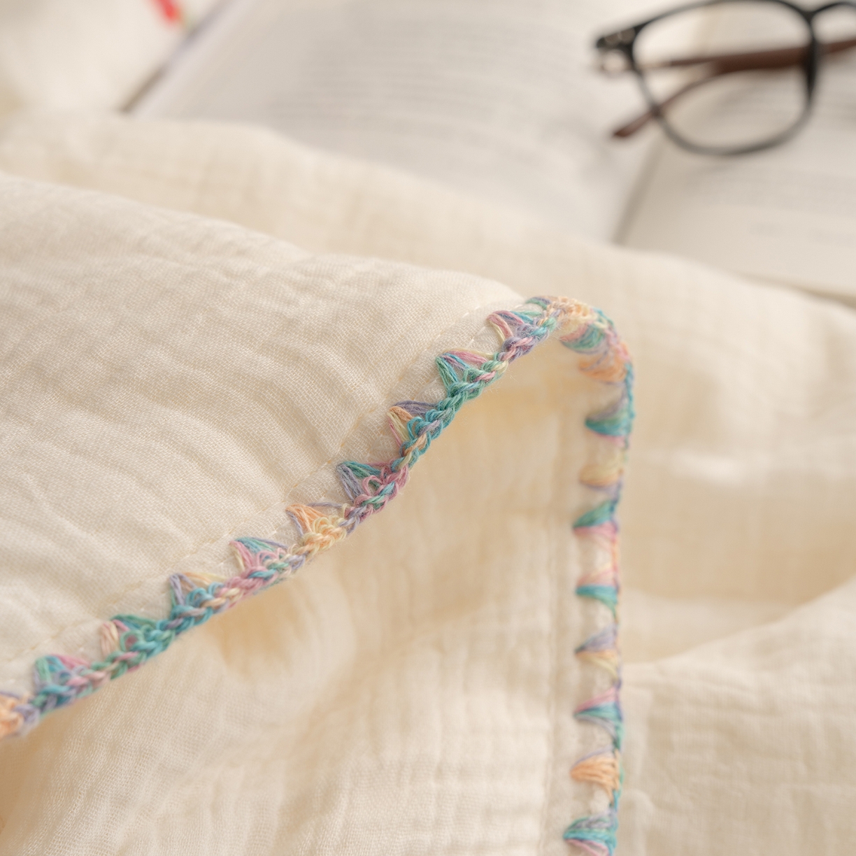 91家纺网 家纺一手货源 找家纺 （总）被窝家纺 2026新款全棉双层皱皱纱剪花大豆夏被夏凉被空调被四件套-山茶花