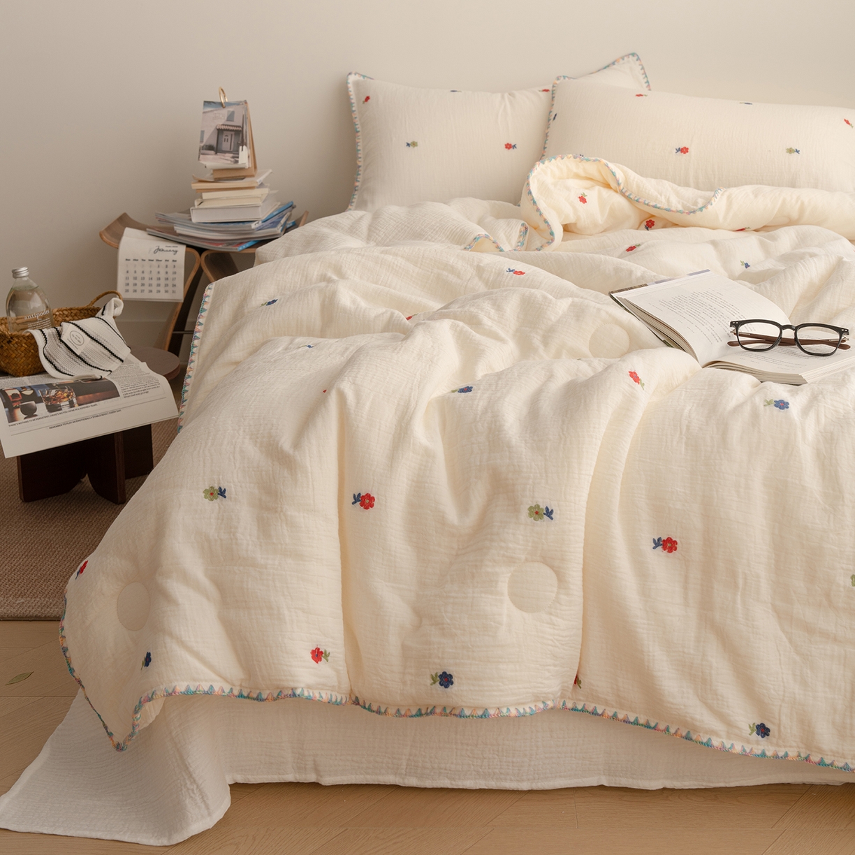 91家纺网 家纺一手货源 找家纺 （总）被窝家纺 2026新款全棉双层皱皱纱剪花大豆夏被夏凉被空调被四件套-山茶花