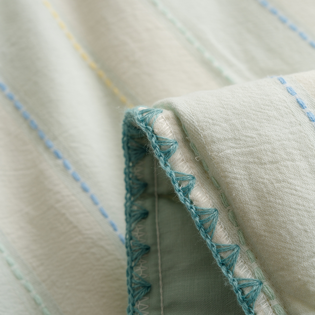 91家纺网 家纺一手货源 找家纺 被窝家纺 2026新款全棉双层纱提花夏被夏凉被空调被四件套-青柠桃夭 青柠