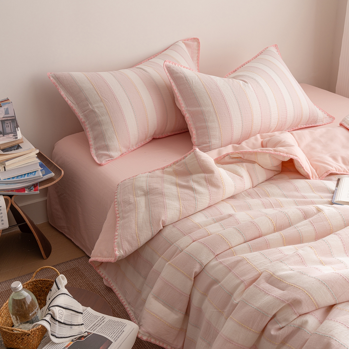 91家纺网 家纺一手货源 找家纺 被窝家纺 2026新款全棉双层纱提花夏被夏凉被空调被四件套-青柠桃夭 桃夭