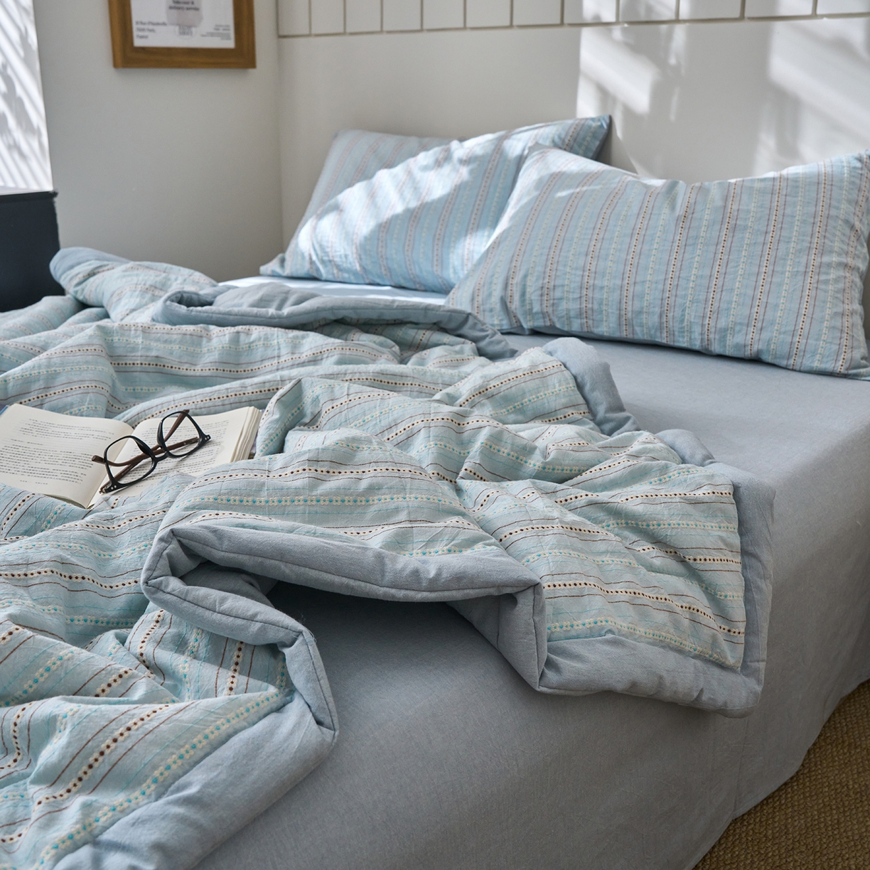 91家纺网 家纺一手货源 找家纺 被窝家纺 2026新款全棉色织提花夏被夏凉被空调被四件套-莫奈花园 莫奈花园-蓝