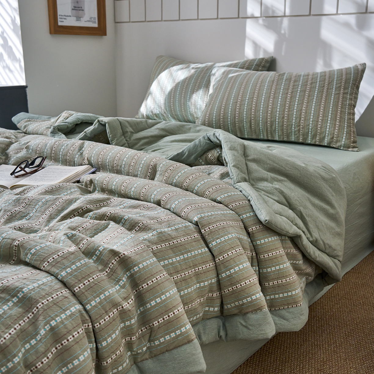 91家纺网 家纺一手货源 找家纺 被窝家纺 2026新款全棉色织提花夏被夏凉被空调被四件套-莫奈花园 莫奈花园-绿