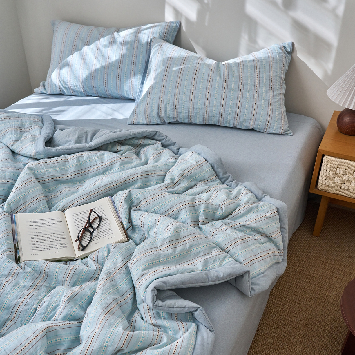 91家纺网 家纺一手货源 找家纺 被窝家纺 2026新款全棉色织提花夏被夏凉被空调被四件套-莫奈花园 莫奈花园-蓝