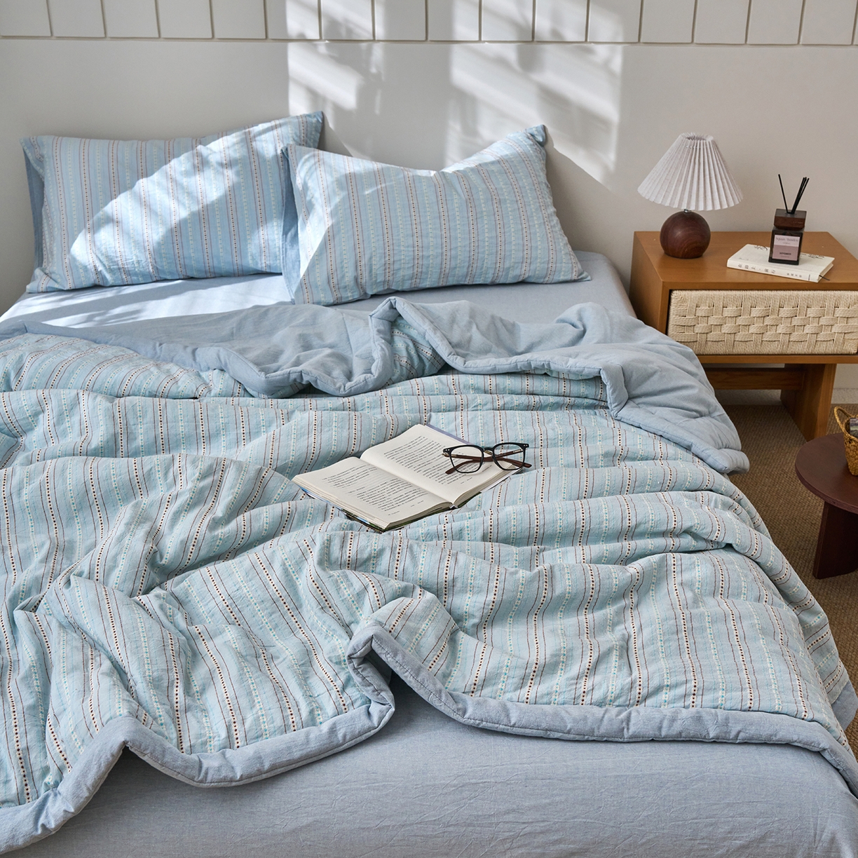 91家纺网 家纺一手货源 找家纺 被窝家纺 2026新款全棉色织提花夏被夏凉被空调被四件套-莫奈花园 莫奈花园-蓝